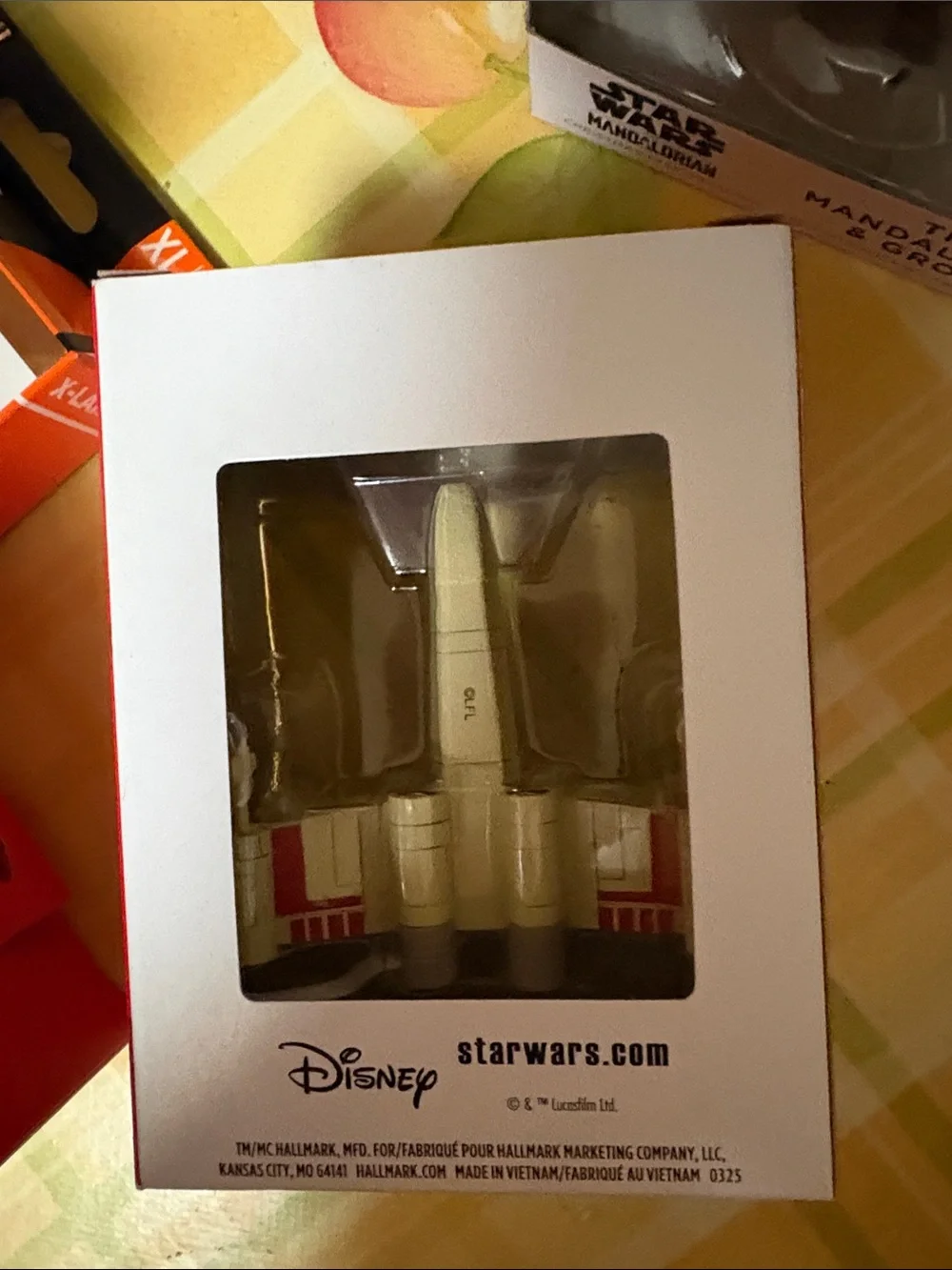 “Hallmark Star Wars” Ornaments LOT (Set of 4 )!